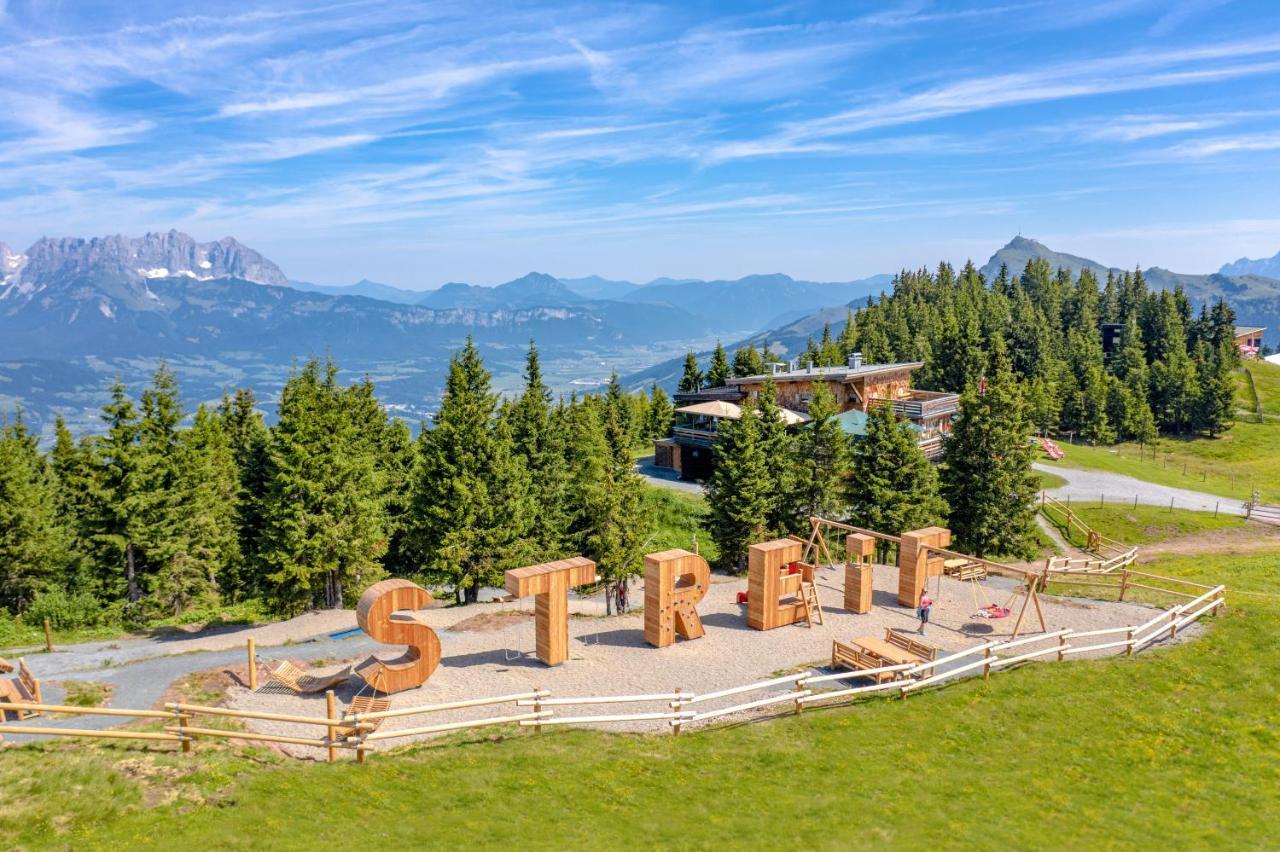 Hotel Garni Entstrasser 키츠부헬 외부 사진